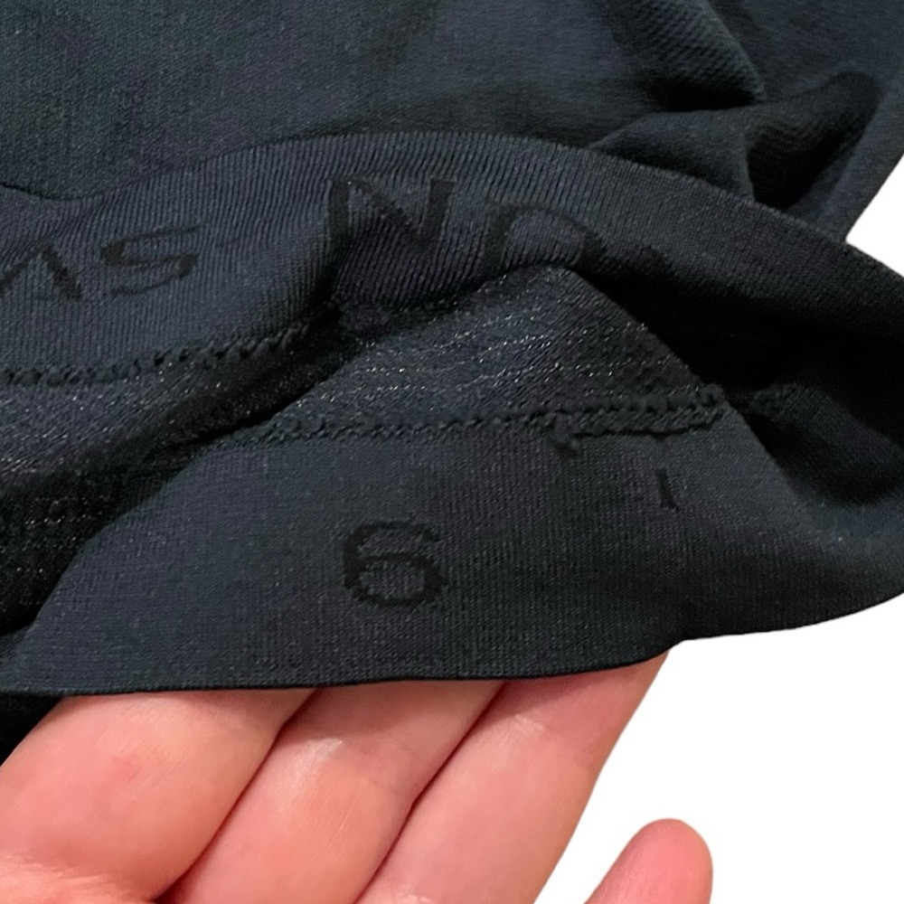 Lululemon Swiftly Tech Long-Sleeve Shirt Navy Blue - Picture 3 of 3